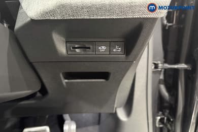 Peugeot 5008 GT Automatic Petrol SUV - Stock Number (1680799) - 17th supplementary image