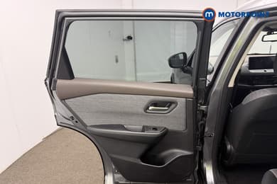Nissan X-Trail N-Connecta Automatic Petrol-Electric Hybrid SUV - Stock Number (1681644) - 16th supplementary image