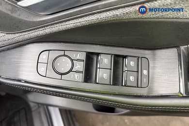 Nissan X-Trail N-Connecta Automatic Petrol-Electric Hybrid SUV - Stock Number (1681644) - 30th supplementary image