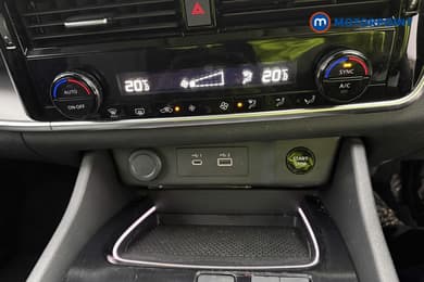 Nissan X-Trail N-Connecta Automatic Petrol-Electric Hybrid SUV - Stock Number (1681644) - 40th supplementary image