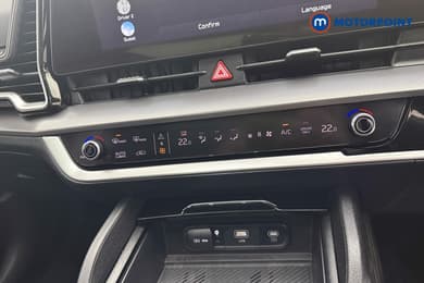 KIA Sportage 4 Automatic Petrol-Electric Hybrid SUV - Stock Number (1683099) - 13th supplementary image
