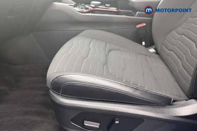 KIA Sportage 4 Automatic Petrol-Electric Hybrid SUV - Stock Number (1683099) - 44th supplementary image