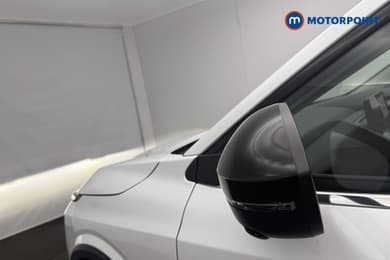 Nissan Qashqai N-Connecta Automatic Petrol SUV - Stock Number (1683501) - 41st supplementary image