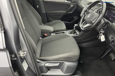 Volkswagen Tiguan Allspace Life Automatic Petrol SUV - Stock Number (1685185) - 4th supplementary image