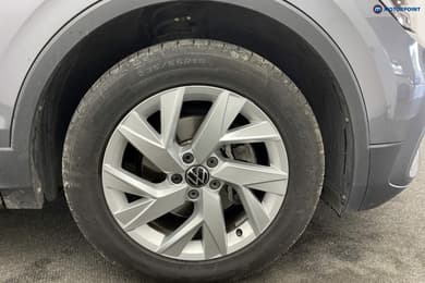 Volkswagen Tiguan Allspace Life Automatic Petrol SUV - Stock Number (1685185) - 33rd supplementary image