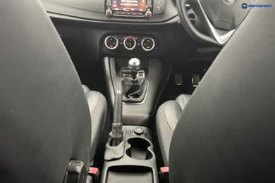 Alfa Romeo Giulietta Sprint Manual Petrol Hatchback - Stock Number (1685261) - 9th supplementary image