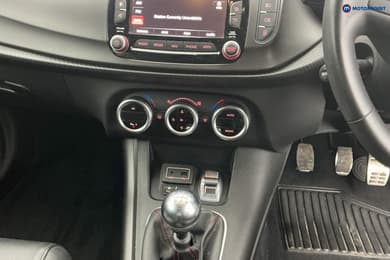 Alfa Romeo Giulietta Sprint Manual Petrol Hatchback - Stock Number (1685261) - 13th supplementary image