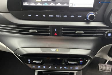 Hyundai I20 Tech Line Automatic Petrol Hatchback - Stock Number (1686032) - 14th supplementary image