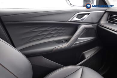 Mg Motor Uk HS Trophy Automatic Petrol-Electric Hybrid SUV - Stock Number (1686147) - 17th supplementary image