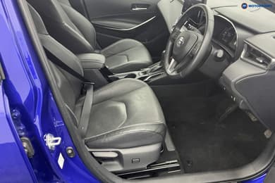 Toyota Corolla Excel Automatic Petrol-Electric Hybrid Hatchback - Stock Number (1686707) - 4th supplementary image