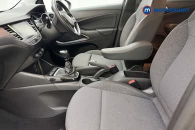 Vauxhall Crossland Elite Edition Manual Petrol SUV - Stock Number (1687779) - 6th supplementary image