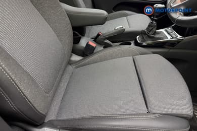 Vauxhall Crossland Elite Edition Manual Petrol SUV - Stock Number (1687779) - 25th supplementary image