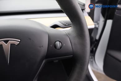 Tesla Model 3 Standard Plus Automatic Electric Saloon - Stock Number (1688138) - 7th supplementary image