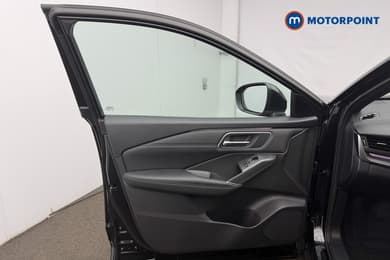 Nissan Qashqai Tekna Automatic Petrol-Electric Hybrid SUV - Stock Number (1688255) - 8th supplementary image