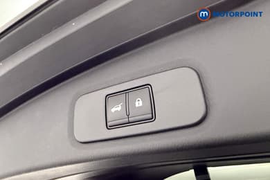 Nissan Qashqai Tekna Automatic Petrol-Electric Hybrid SUV - Stock Number (1688255) - 21st supplementary image