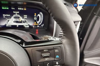Nissan Qashqai Tekna Automatic Petrol-Electric Hybrid SUV - Stock Number (1688255) - 38th supplementary image