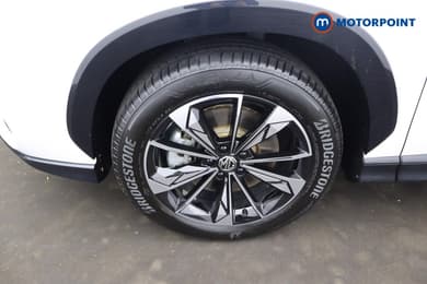 Mg Motor Uk HS Trophy Automatic Petrol-Electric Hybrid SUV - Stock Number (1688768) - 1st supplementary image