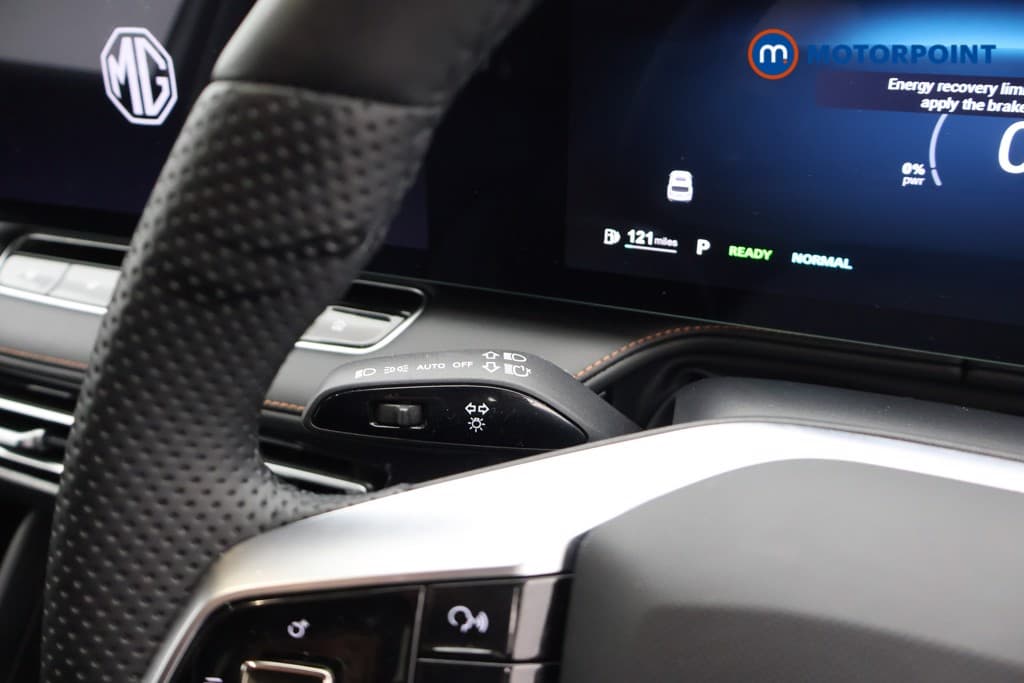 Mg Motor Uk HS Trophy Automatic Petrol-Electric Hybrid SUV - Stock Number (1688804) - 8th supplementary image