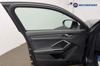 Audi Q3 Black Edition Automatic Petrol SUV - Stock Number (1689980) - 10th supplementary image