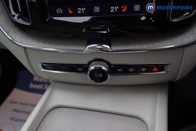 Volvo Xc60 Plus Automatic Petrol SUV - Stock Number (1679142) - 10th supplementary image