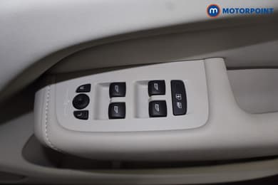 Volvo Xc60 Plus Automatic Petrol SUV - Stock Number (1679142) - 21st supplementary image