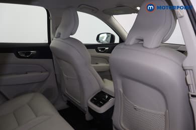 Volvo Xc60 Plus Automatic Petrol SUV - Stock Number (1679142) - 25th supplementary image