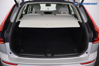 Volvo Xc60 Plus Automatic Petrol SUV - Stock Number (1679142) - 54th supplementary image