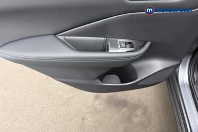 Nissan Qashqai N-Connecta Automatic Petrol SUV - Stock Number (1683512) - 10th supplementary image
