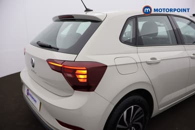 Volkswagen Polo Life Manual Petrol Hatchback - Stock Number (1686811) - 20th supplementary image