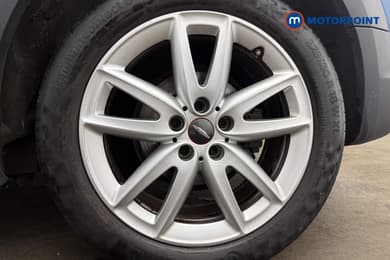 Mini Countryman Cooper Sport Manual Petrol SUV - Stock Number (1687704) - 13th supplementary image