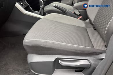 Volkswagen Taigo Life Manual Petrol SUV - Stock Number (1688870) - 5th supplementary image