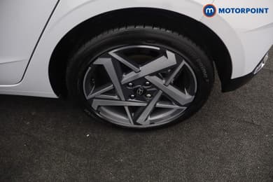 Hyundai I20 Tech Line Automatic Petrol Hatchback - Stock Number (1689371) - 38th supplementary image