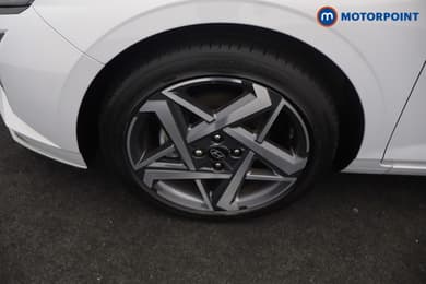 Hyundai I20 Tech Line Automatic Petrol Hatchback - Stock Number (1689371) - 39th supplementary image