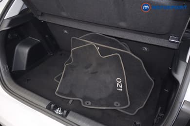 Hyundai I20 Tech Line Automatic Petrol Hatchback - Stock Number (1689371) - 59th supplementary image