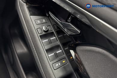 Land Rover Range Rover Evoque 2.0 D165 5Dr 2Wd Manual Diesel SUV - Stock Number (1669517) - 13th supplementary image