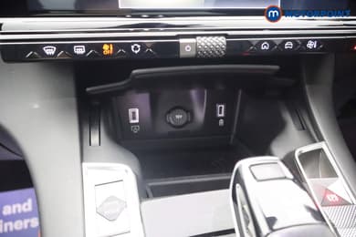 DS Ds 7 Opera Automatic Petrol Plug-In Hybrid SUV - Stock Number (1676062) - 8th supplementary image