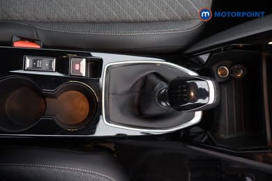 Peugeot 208 Allure Manual Petrol Hatchback - Stock Number (1680452) - 14th supplementary image