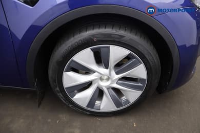 Tesla Model Y Long Range Automatic Electric SUV - Stock Number (1686612) - 4th supplementary image