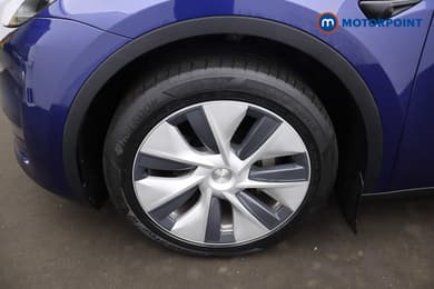 Tesla Model Y Long Range Automatic Electric SUV - Stock Number (1686612) - 1st supplementary image