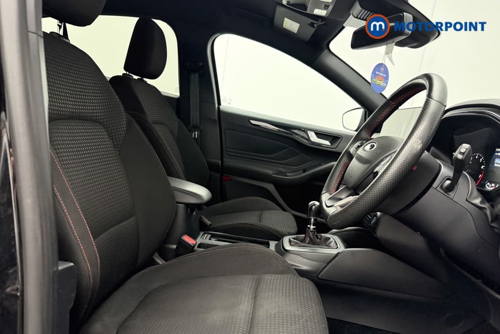 Ford Focus St-Line Edition Manual Petrol Hatchback - Stock Number (1689376) - 8th supplementary image
