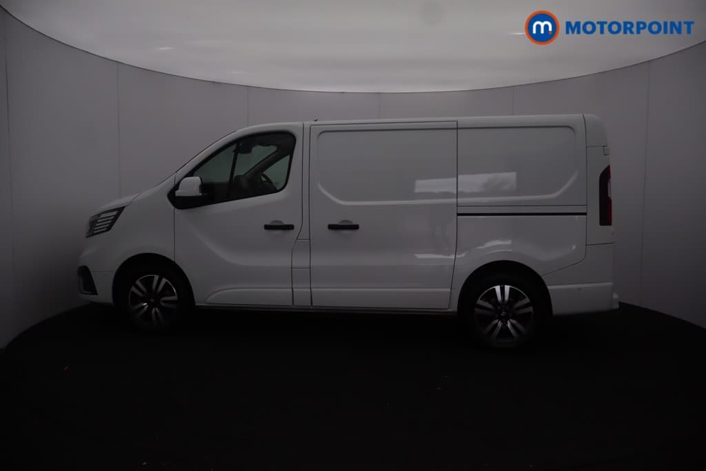 Renault Trafic Extra Sport Manual Diesel Panel Van - Stock Number (1689878) - Front bumper