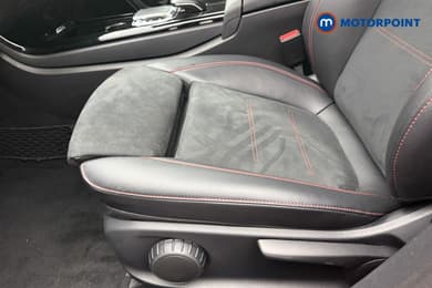 Mercedes-Benz A Class Amg Line Automatic Petrol Hatchback - Stock Number (1660805) - 12th supplementary image
