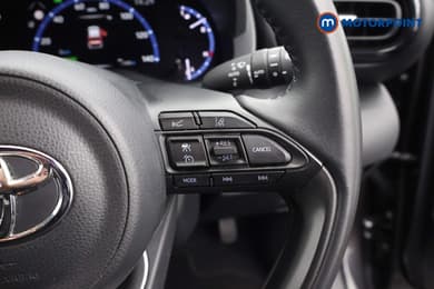 Toyota Yaris Cross Design Automatic Petrol-Electric Hybrid Estate - Stock Number (1680849) - 7th supplementary image