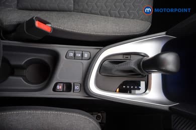 Toyota Yaris Cross Design Automatic Petrol-Electric Hybrid Estate - Stock Number (1680849) - 14th supplementary image