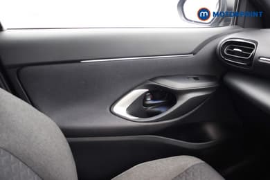 Toyota Yaris Cross Design Automatic Petrol-Electric Hybrid Estate - Stock Number (1680849) - 17th supplementary image