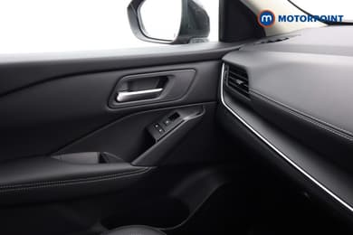 Nissan Qashqai N-Connecta Manual Petrol SUV - Stock Number (1683492) - 15th supplementary image