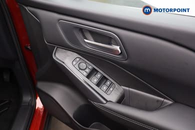Nissan Qashqai N-Connecta Automatic Petrol SUV - Stock Number (1683564) - 20th supplementary image