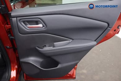 Nissan Qashqai N-Connecta Automatic Petrol SUV - Stock Number (1683564) - 23rd supplementary image