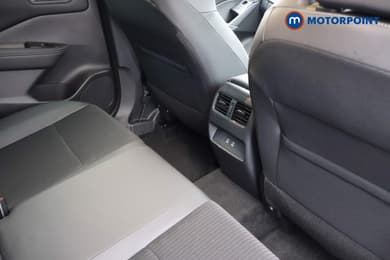 Nissan Qashqai N-Connecta Automatic Petrol SUV - Stock Number (1683564) - 25th supplementary image