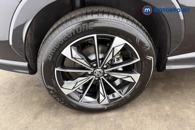 Mg Motor Uk HS Trophy Automatic Petrol-Electric Hybrid SUV - Stock Number (1686189) - 23rd supplementary image